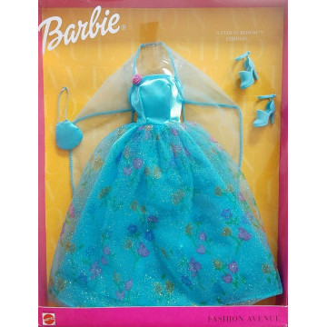 Barbie A Star in Bloom Dazzle Fashion Avenue™