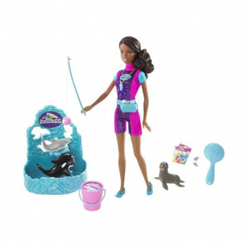 Barbie® I Can Be…™ Sea World® Trainer (AA)