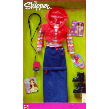 Skipper Sassy in Stripes Barbie Fashion Avenue™