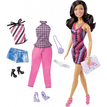 Nikki doll and fashion (AA)