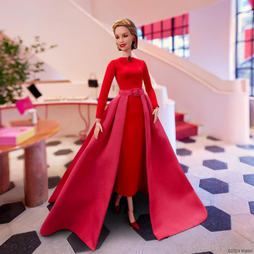 Carolina Herrera x BarbieStyle (red dress)