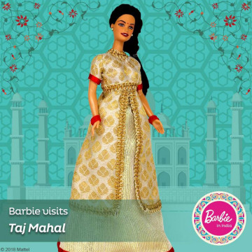 Barbie Visits India’s Wonder of the World – Taj Mahal