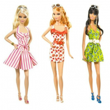Barbie Top model resort Doll Asst