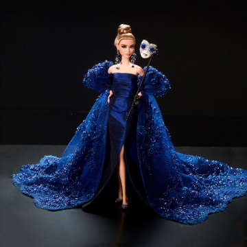 Sapphire Masquerade Barbie Doll auctioned at Italy doll Convention