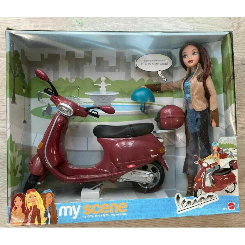 Chelsea doll and scooter My Scene - My city, my style, my scene