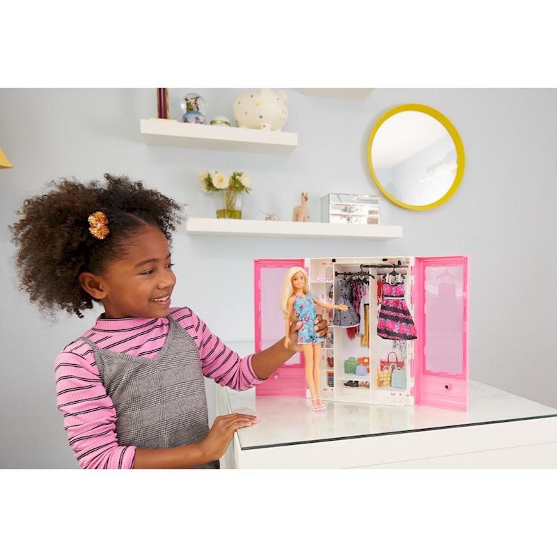 Barbie® Fashionistas® Ultimate Closet™ Doll and Accessory - GBK12  BarbiePedia