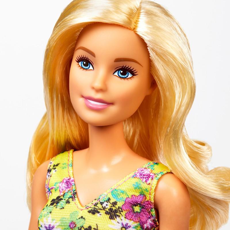 Barbie® Fashionistas® Ultimate Closet™ Doll and Accessory - GBK12  BarbiePedia
