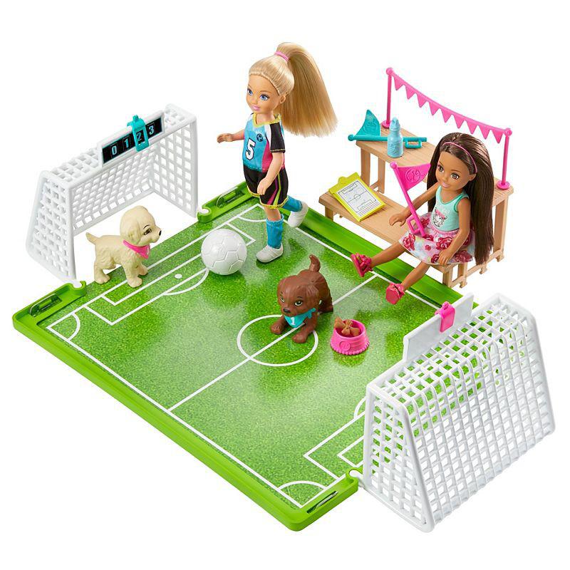 Barbie™ Dreamhouse Adventures 6-inch Chelsea™ Doll with Soccer Playset and Accessories