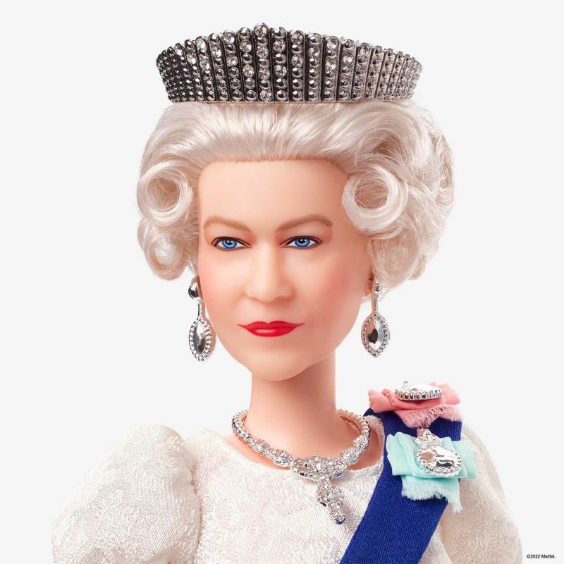 Barbie Signature Queen Elizabeth II Platinum Jubilee Doll - HCB96 